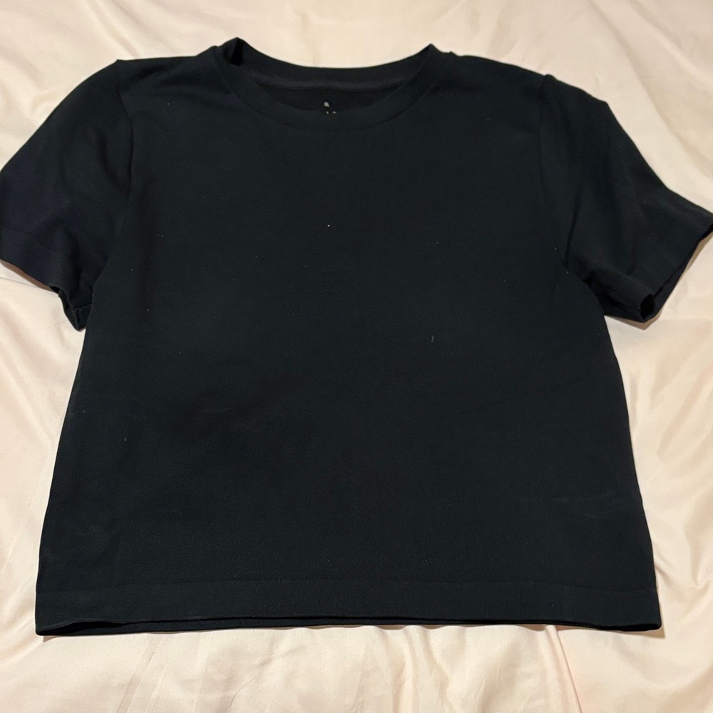 a new day Black Short Sleeve Crewneck Top